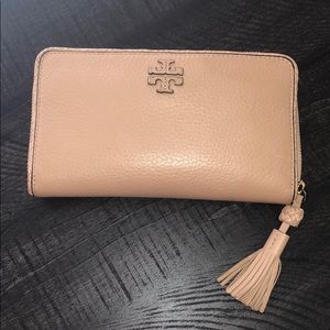 Tory Burch wallet